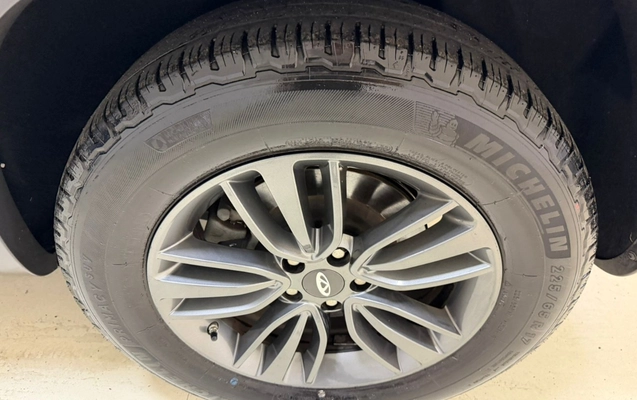 imagem-https://www.socarrao.com.br/sc-vehicle-images-prod/1212915/1778089326714-V2hhdHNBcHAgSW1hZ2UgMjAyNi0wNS0wNiBhdCAxMy40OS4yNSAoMSkuanBlZw.jpeg