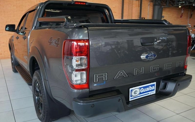 imagem-https://www.socarrao.com.br/sc-vehicle-images-prod/1214072/1789165777367-7849882_29_B_3a31ed0a29.jpeg