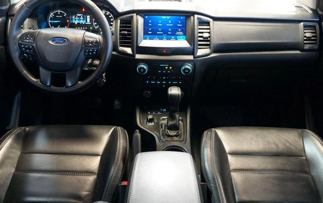 imagem-https://www.socarrao.com.br/sc-vehicle-images-prod/1214072/1789165777389-7849882_24_B_34cdfa948b.jpeg