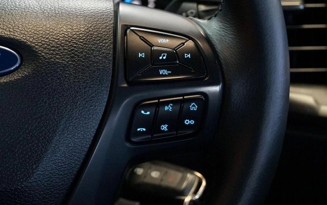 imagem-https://www.socarrao.com.br/sc-vehicle-images-prod/1214072/1789165777390-7849882_20_B_4183fc4bce.jpeg