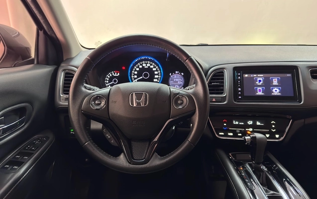 imagem-https://www.socarrao.com.br/sc-vehicle-images-prod/1214599/1792443746559-bd104abf-2144-41e0-bbcd-61f90a23a662.jpg