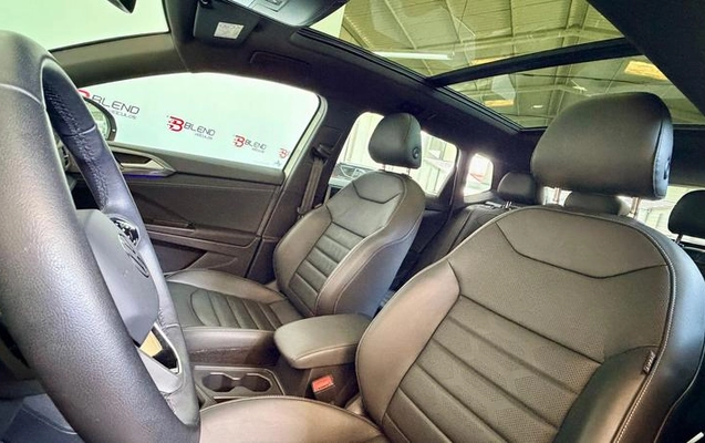 imagem-https://www.socarrao.com.br/sc-vehicle-images-prod/1214600/1789145696440-8061814_15_B_a30b33ac30.jpeg