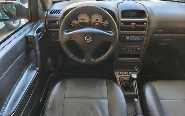 imagem-https://www.socarrao.com.br/sc-vehicle-images-prod/1215640/1787167262266-8062093_15_B_1ded72273c.jpeg