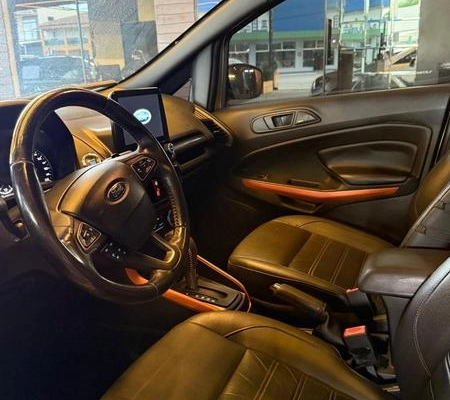 imagem-https://www.socarrao.com.br/sc-vehicle-images-prod/1217226/1787075094355-8024906_8_B_9440a2ddc2.jpeg