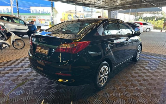 imagem-https://www.socarrao.com.br/sc-vehicle-images-prod/1217238/1787075138741-8035422_6_B_b137ea3a36.jpeg
