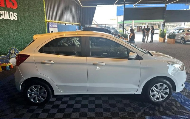 imagem-https://www.socarrao.com.br/sc-vehicle-images-prod/1217280/1787925176487-8029964_9_B_addf2a7430.jpeg