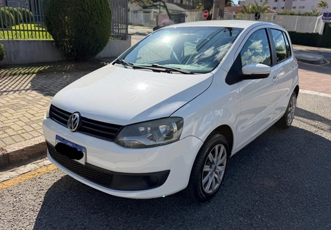 Volkswagen Fox 2014 Branco — foto 1 de 3