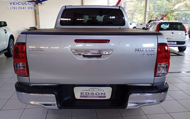 imagem-https://www.socarrao.com.br/sc-vehicle-images-prod/1218452/1783945640333-1225152.jpg