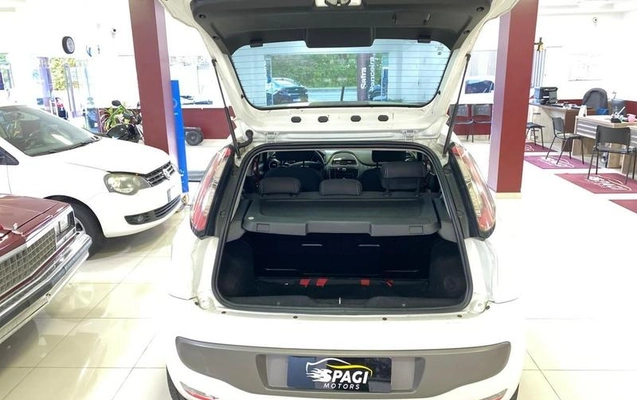 imagem-https://www.socarrao.com.br/sc-vehicle-images-prod/1218777/1781029508943-8062030_5_B_6aa29a6fda.jpeg