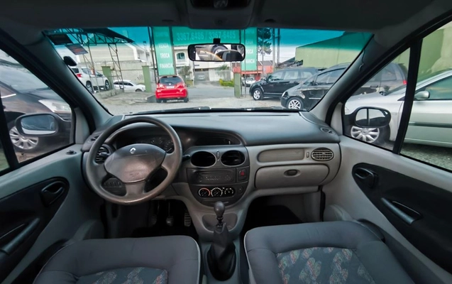imagem-https://www.socarrao.com.br/sc-vehicle-images-prod/1219229/1780693405400-SU1HXzIwMjYwNjAyXzE3MjgxMiAoQ29weSkuanBn.jpg