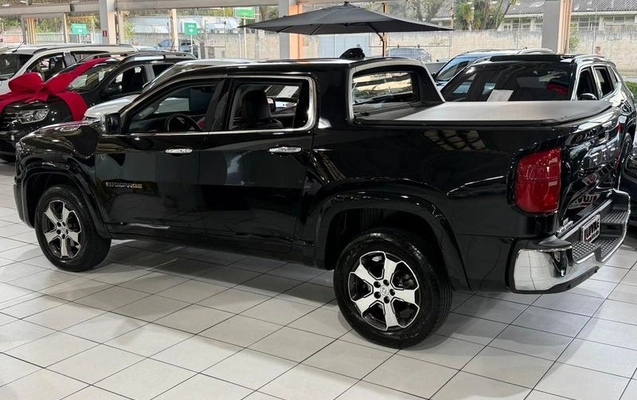 imagem-https://www.socarrao.com.br/sc-vehicle-images-prod/1221324/1781041129595-8042504_3_B_b4ea026308.jpeg