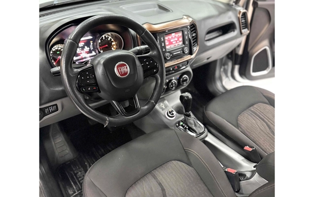 imagem-https://www.socarrao.com.br/sc-vehicle-images-prod/1228476/1778115261057-1_114459.jpg
