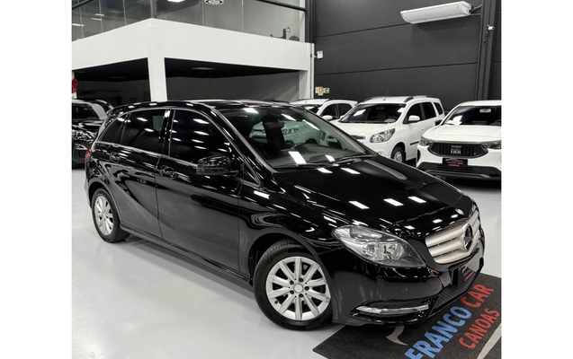 imagem-https://www.socarrao.com.br/sc-vehicle-images-prod/1229199/1778116458624-1_103114.jpg