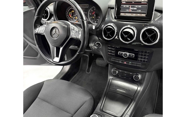 imagem-https://www.socarrao.com.br/sc-vehicle-images-prod/1229199/1778116458634-1_103120.jpg