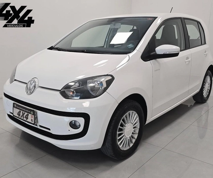 Volkswagen Up! 2017 Branco — foto 1 de 3