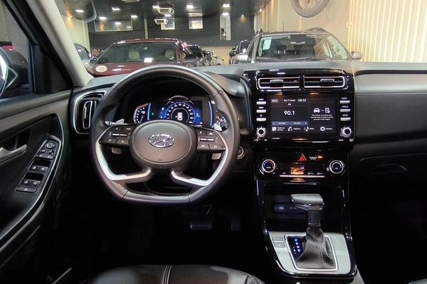 imagem-https://www.socarrao.com.br/sc-vehicle-images-prod/1239243/1784813576240-8062511_12_B_7a76c989d2.jpeg