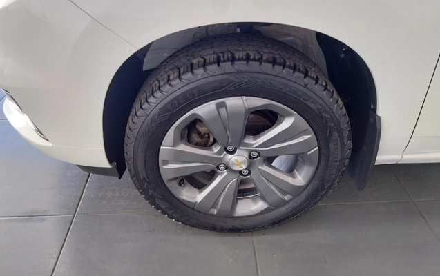 imagem-https://www.socarrao.com.br/sc-vehicle-images-prod/1239334/1788292641046-Dn6Wu9lnWkFR3Yzrh6DXiAWsmccD40wX.jpg