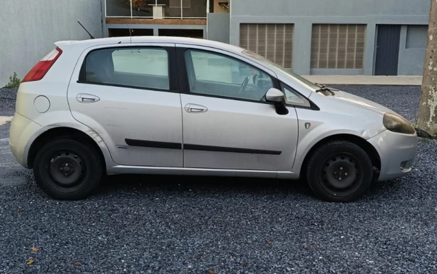imagem-https://www.socarrao.com.br/sc-vehicle-images-prod/1239349/1778257313053-MTcyMzY4ZWQtNTM1ZC00YzFhLThlZTAtZDNmNzliMmNjNDdmLmpwZw.jpg