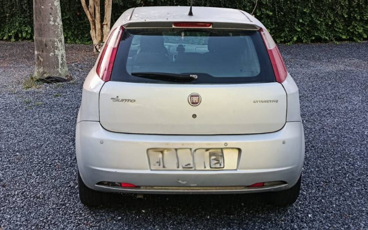 imagem-https://www.socarrao.com.br/sc-vehicle-images-prod/1239349/1778257314577-ODgzNGM1MzMtODhmMS00OTU4LWIwNmItMmU3MzMwMzY0YTRkLmpwZw.jpg