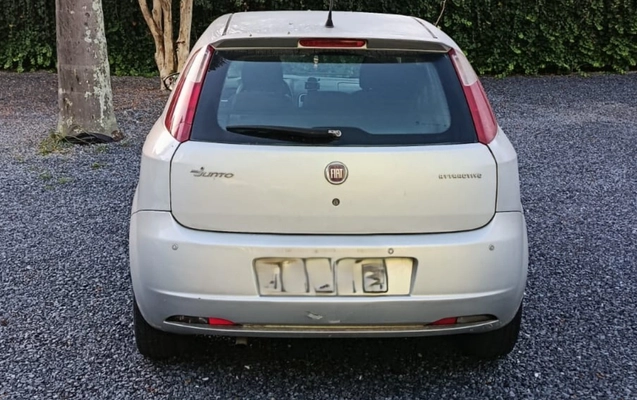 imagem-https://www.socarrao.com.br/sc-vehicle-images-prod/1239349/1778257314577-ODgzNGM1MzMtODhmMS00OTU4LWIwNmItMmU3MzMwMzY0YTRkLmpwZw.jpg