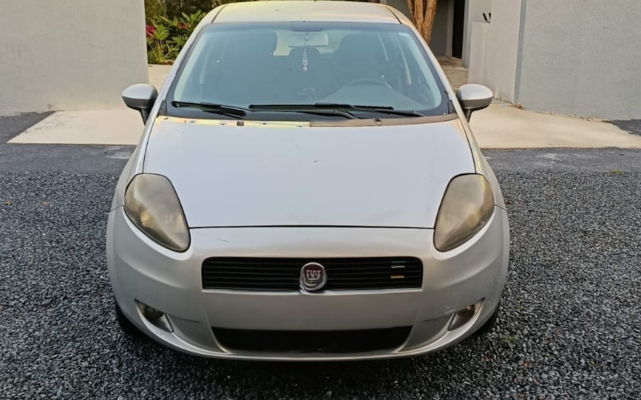 imagem-https://www.socarrao.com.br/sc-vehicle-images-prod/1239349/1778257315283-MzQ0NmUyMTEtNjgyNi00ZGI4LWJiYmItM2I4ZjVhMGM2MDZlLmpwZw.jpg