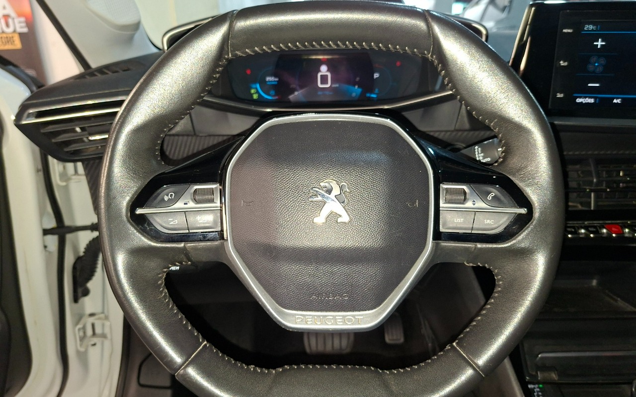 imagem-https://www.socarrao.com.br/sc-vehicle-images-prod/1239375/1778198527821-MTguanBn.jpg