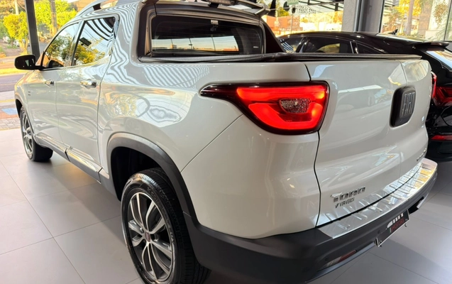 imagem-https://www.socarrao.com.br/sc-vehicle-images-prod/1239421/1778159391422-YmI4MzE2MGYtMWJhMS00ZmUyLThmYmQtZDBhMzM0ZjQ3ZTU0LmpwZWc.jpeg