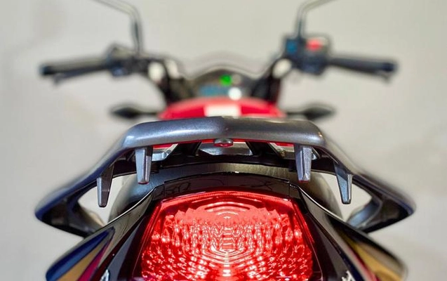 imagem-https://www.socarrao.com.br/sc-vehicle-images-prod/1240373/1783719463003-8053867_4_B_72fe5ef579.jpeg