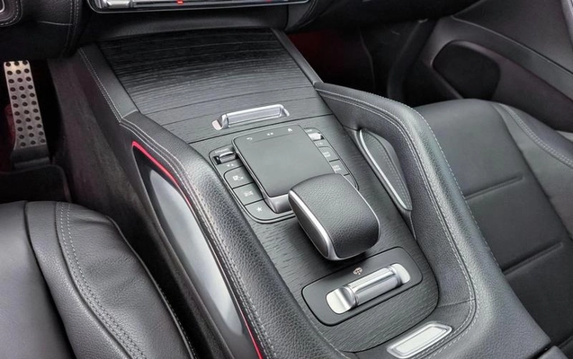 imagem-https://www.socarrao.com.br/sc-vehicle-images-prod/1240597/1787774531188-8063717_11_B_13c4ef8599.jpeg