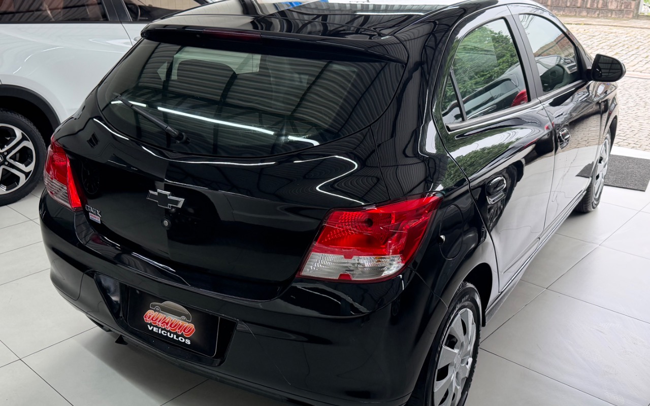 imagem-https://www.socarrao.com.br/sc-vehicle-images-prod/1241429/1778162984501-SU1HXzU3ODIuanBlZw.jpeg