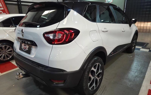 imagem-https://www.socarrao.com.br/sc-vehicle-images-prod/1244049/1778166988039-7739915_0_B_244a0008e7.jpeg