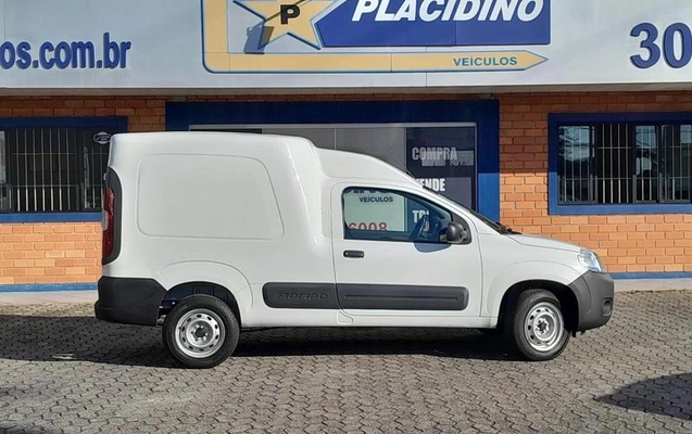 imagem-https://www.socarrao.com.br/sc-vehicle-images-prod/1244835/1789668232430-8065038_0_B_64bef47a54.jpeg