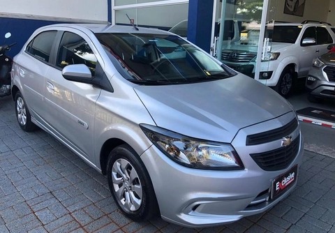 Chevrolet Onix 2019 Prata — foto 1 de 3