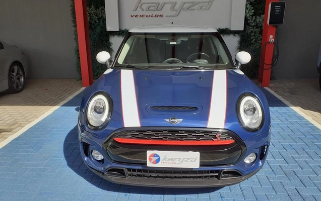 imagem-https://www.socarrao.com.br/sc-vehicle-images-prod/1248254/1789649882015-8065505_0_B_d1ccb38e20.jpeg