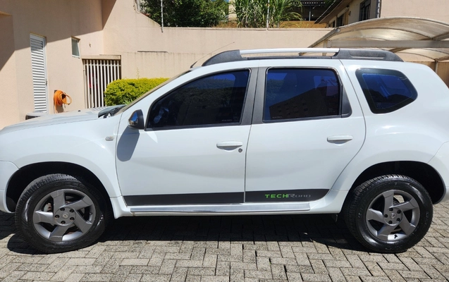 imagem-https://www.socarrao.com.br/sc-vehicle-images-prod/1248764/1778178701574-MjAyNjA0MjVfMTIwMzQyLmpwZw.jpg