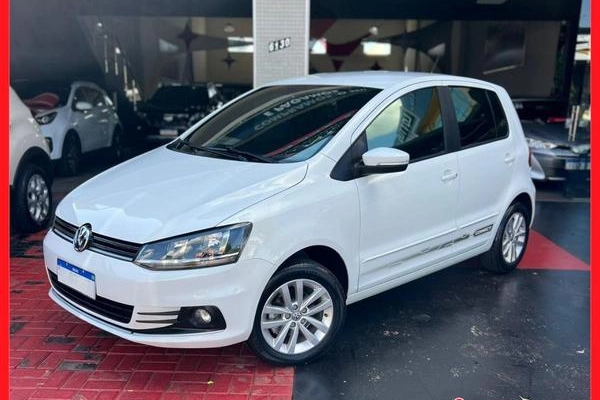 imagem-https://www.socarrao.com.br/sc-vehicle-images-prod/1249230/1789066162469-8064768_0_B_7881b0a073.jpg