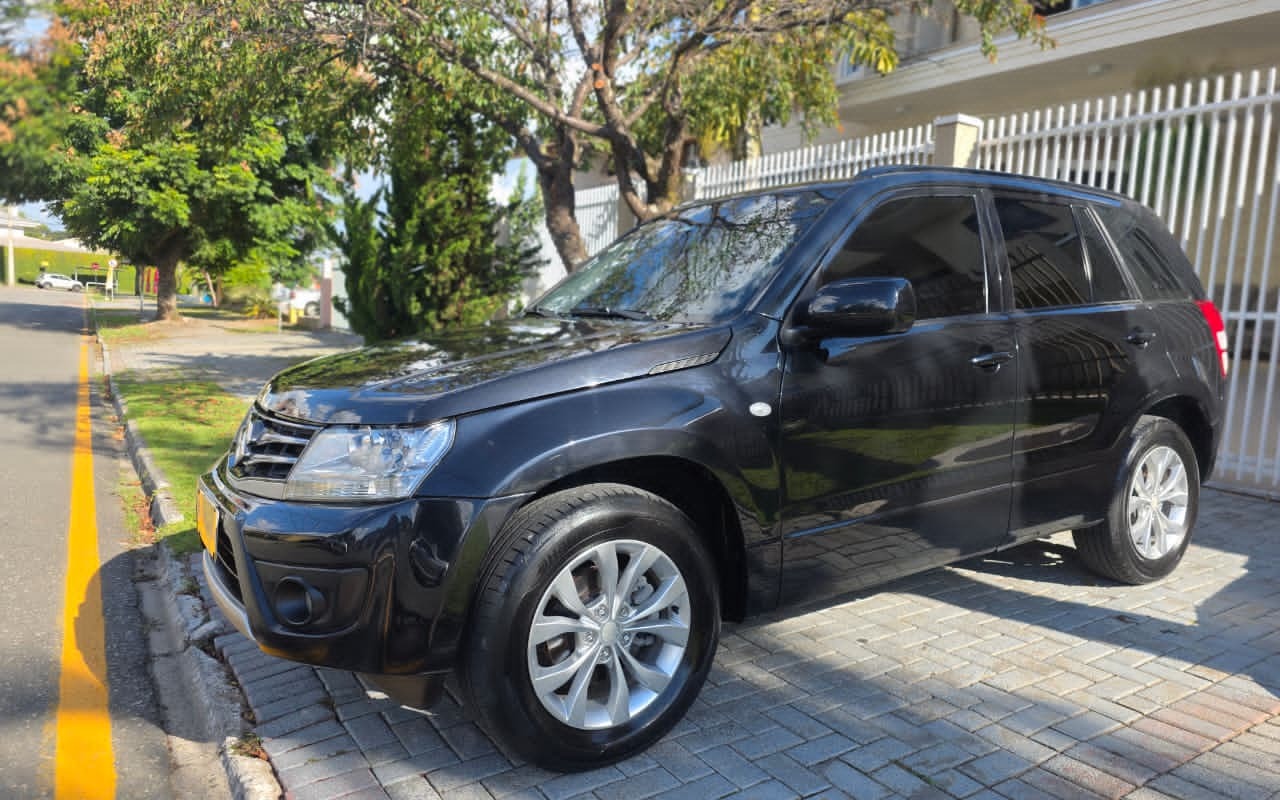 imagem-https://www.socarrao.com.br/sc-vehicle-images-prod/1249322/1778176517377-SU1HLTIwMjYwNTA2LVdBMDA0Mi5qcGc.jpg