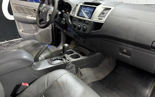 imagem-https://www.socarrao.com.br/sc-vehicle-images-prod/1249360/1782994520551-0b72afca-6079-46b3-9b8e-a36939b7a560.jpeg