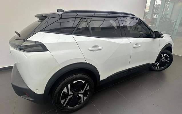 imagem-https://www.socarrao.com.br/sc-vehicle-images-prod/1249837/1788529839020-8065800_9_B_bc97177e45.jpeg