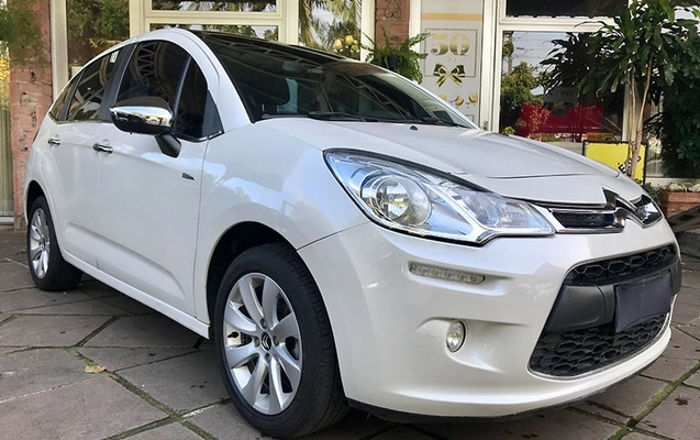 imagem-https://www.socarrao.com.br/sc-vehicle-images-prod/1250637/1778178716187-9WVpVoPA9Q5l3hvjk1o8tHKeEVHBj6lg.jpg