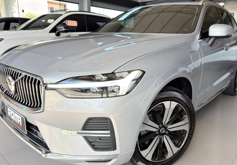 Volvo XC60 2023 Prata — foto 1 de 3