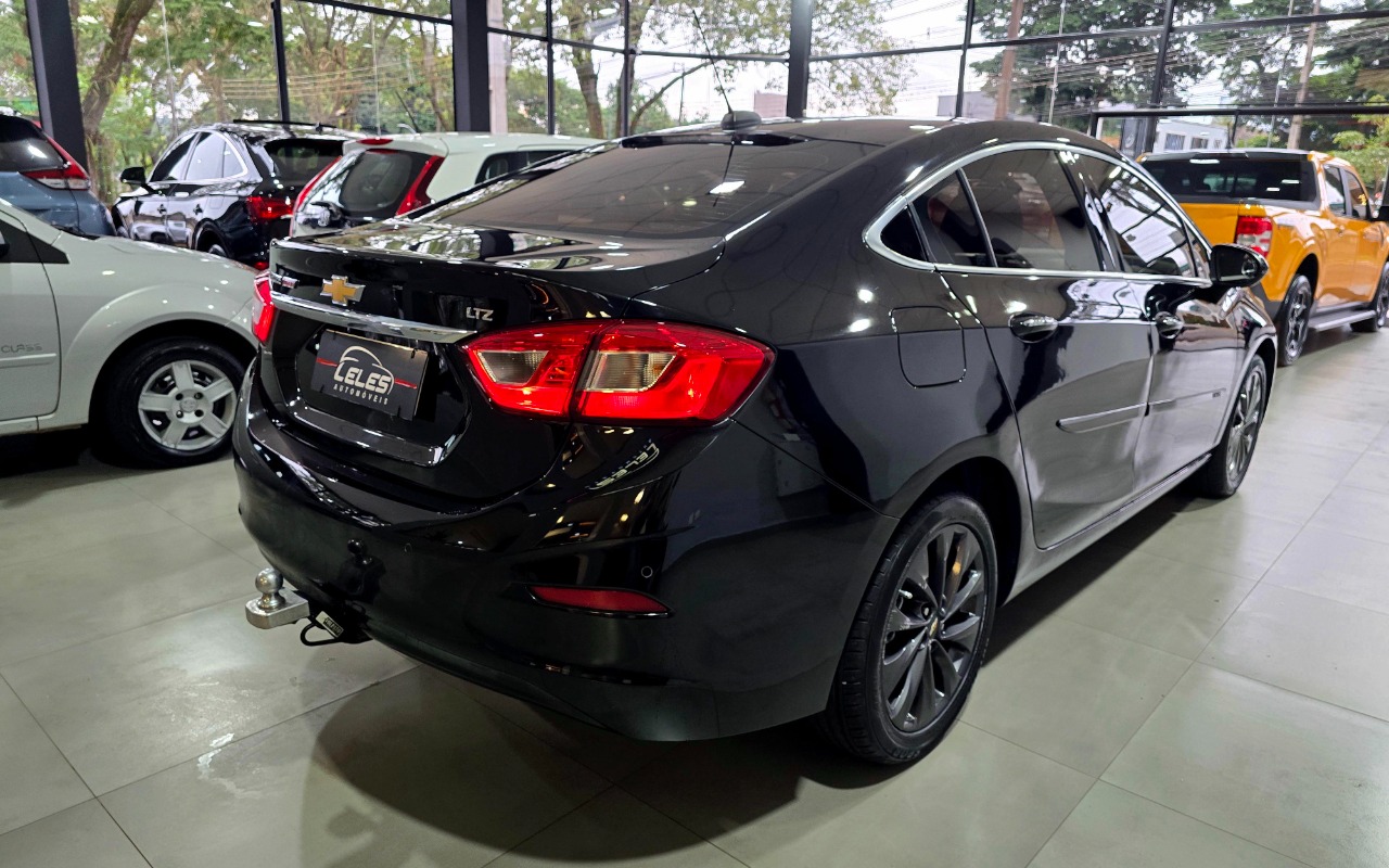 imagem-https://www.socarrao.com.br/sc-vehicle-images-prod/1252899/1778182462818-MjAyNjA0MjhfMTcxNjE3LmpwZw.jpg