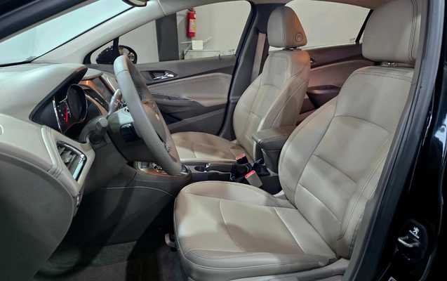 imagem-https://www.socarrao.com.br/sc-vehicle-images-prod/1252899/1778182463031-MjAyNjA0MjhfMTcxNjM5LmpwZw.jpg