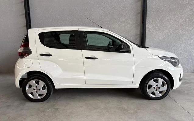 imagem-https://www.socarrao.com.br/sc-vehicle-images-prod/1253006/1787921805885-8066480_7_B_50bb67755a.jpeg