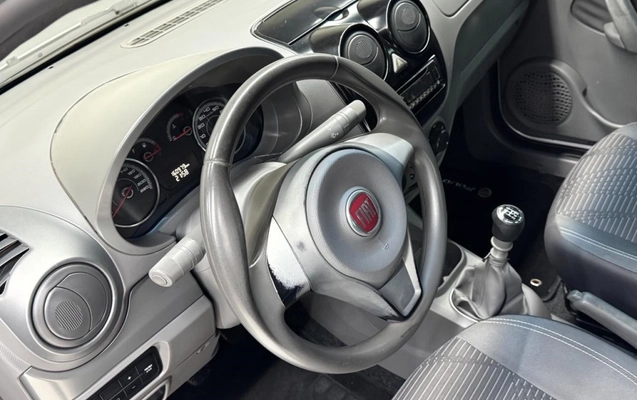 imagem-https://www.socarrao.com.br/sc-vehicle-images-prod/1253710/1778183768188-2_060211.jpg