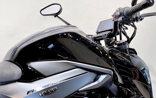 imagem-https://www.socarrao.com.br/sc-vehicle-images-prod/1253711/1781558939990-8053889_13_B_b36d26bd70.jpeg