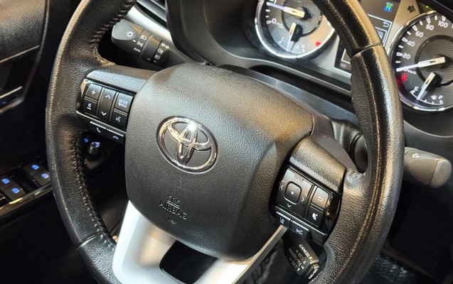 imagem-https://www.socarrao.com.br/sc-vehicle-images-prod/1253921/1778184101540-15_100410.jpg