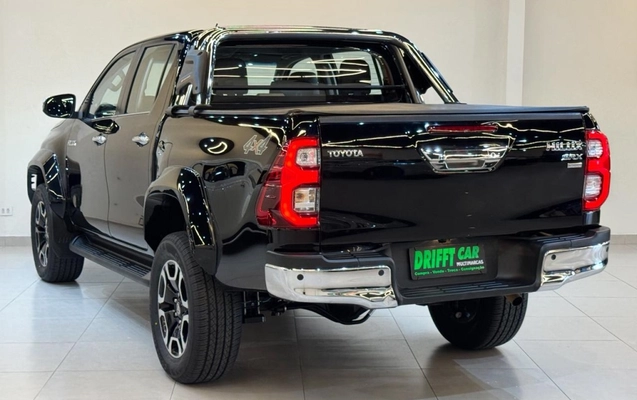 imagem-https://www.socarrao.com.br/sc-vehicle-images-prod/1253921/1778184101556-12_100409.jpg