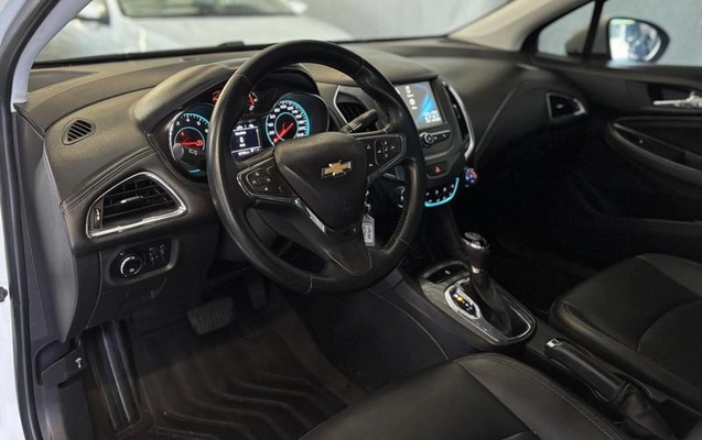 imagem-https://www.socarrao.com.br/sc-vehicle-images-prod/1254724/1789478620759-8040911_0_B_5add2ed2b4.jpeg
