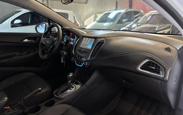 imagem-https://www.socarrao.com.br/sc-vehicle-images-prod/1254724/1789478620765-8040911_1_B_c061ba34db.jpeg